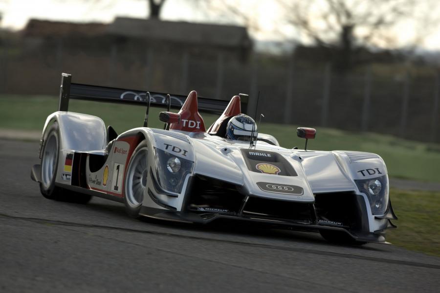  Audi R15 TDI 2009 года  (фото 14 из 78)